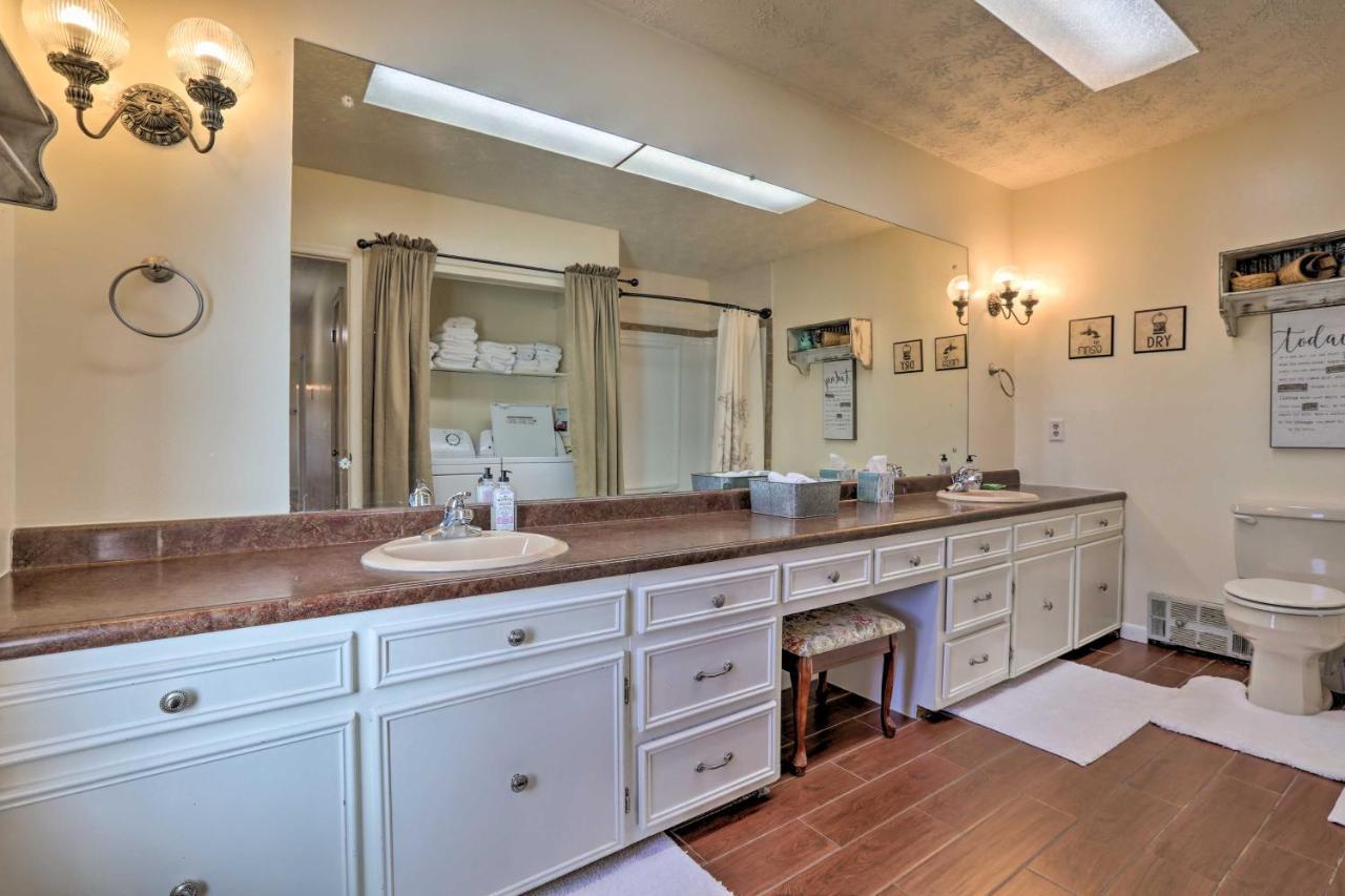 Charming East Bernstadt Retreat Less Than 6 Acre Farm! 외부 사진